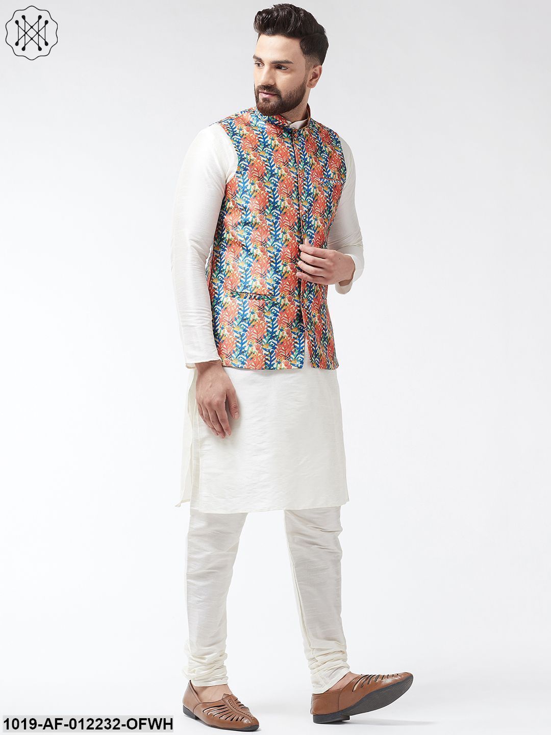 Men's Silk Blend Offwhite Kurta With Pyjama & Blue Printed Nehrujacket Combo