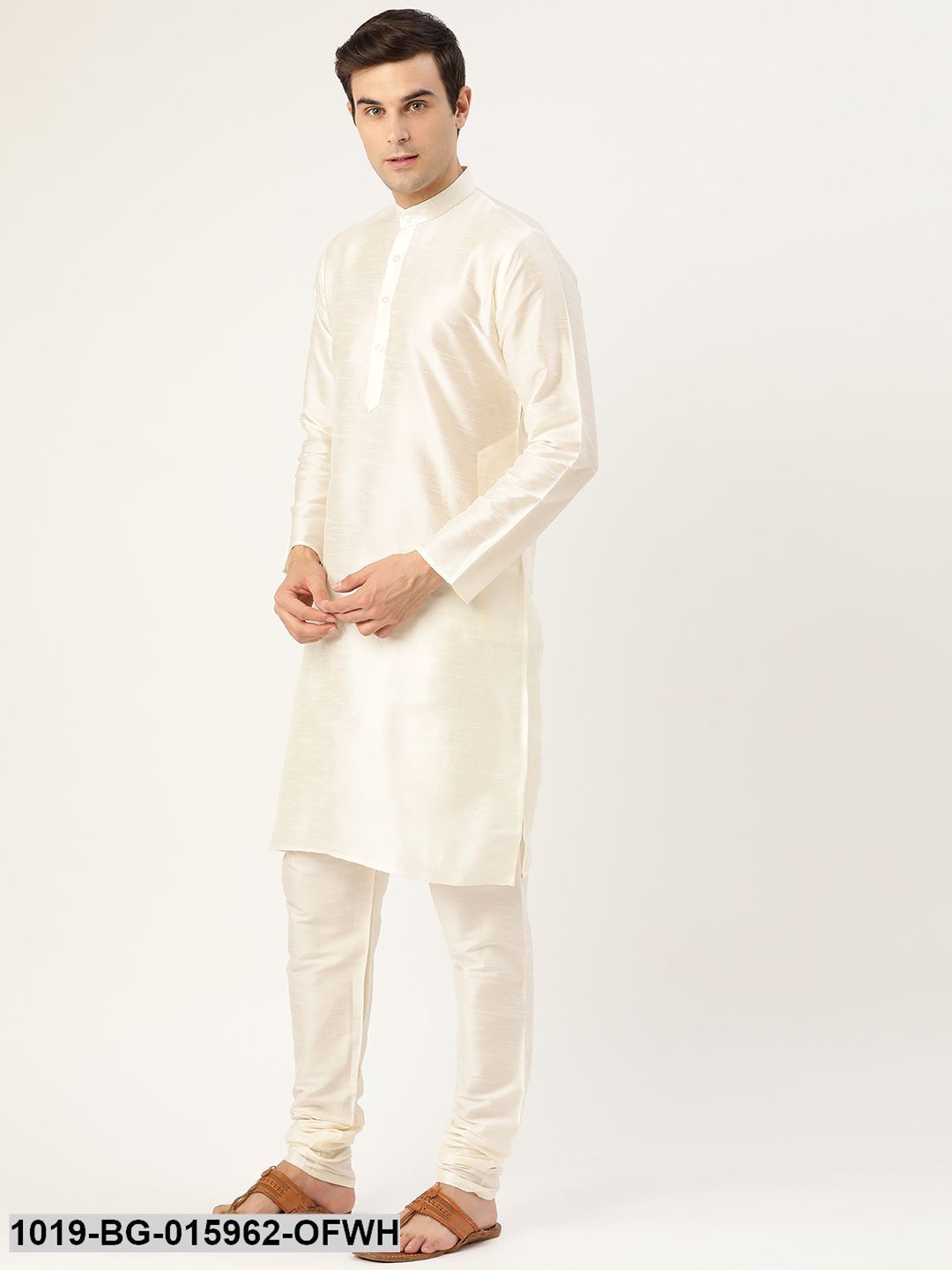 Men's Silk Blend Off White Kurta Pyjama & Green Nehru jacket Combo