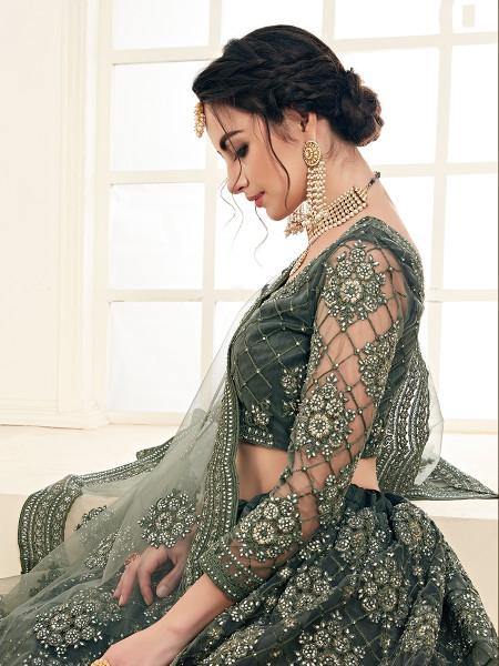 Women's Heavy Embroidered Net Lehenga