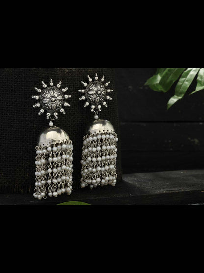 Silver color Earrings with white Pearls Jhumkas Jker_094