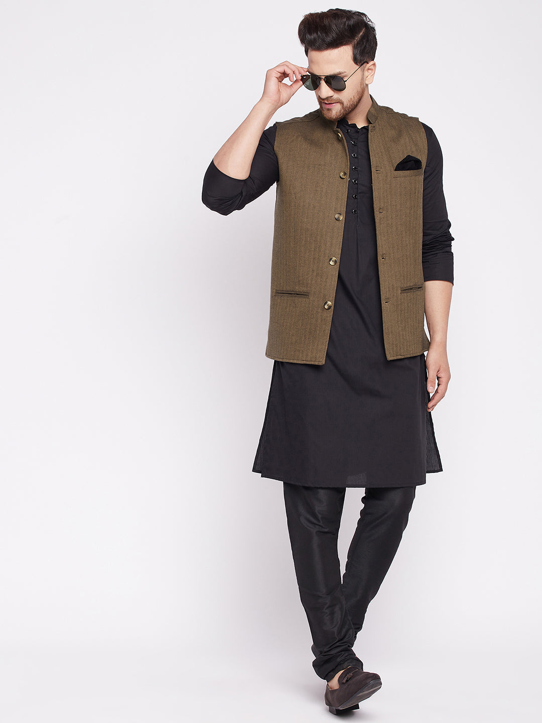 Men's Nehru Jacket with welt pockets -