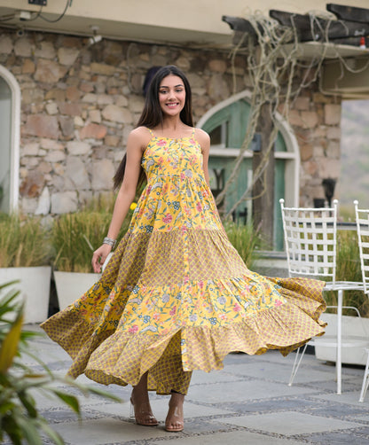 Women's Yellow Floral Printed Tiered Dress