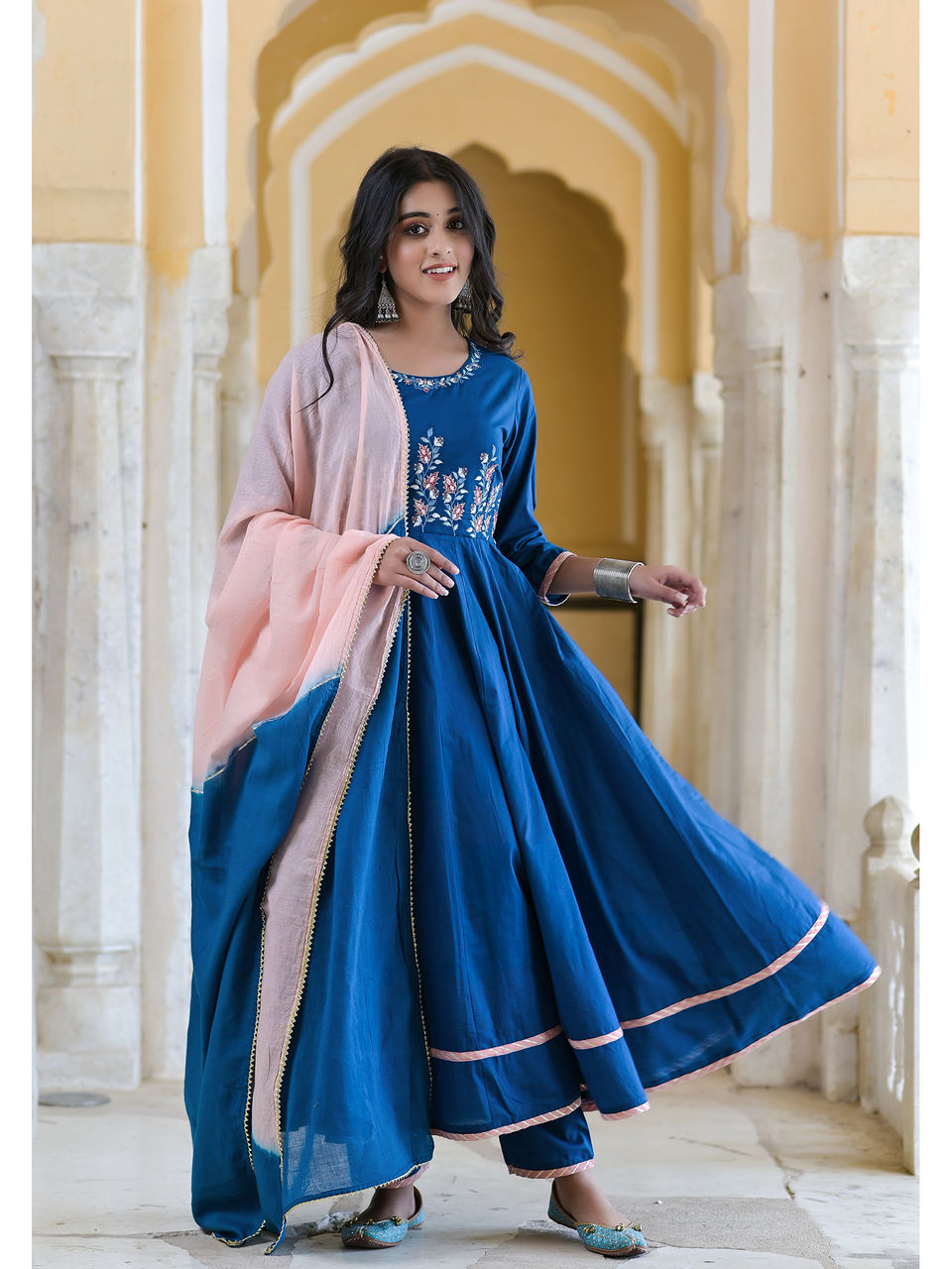 Women's Yale Blue Embroidered Anarkali Set With Ombre Dupatta