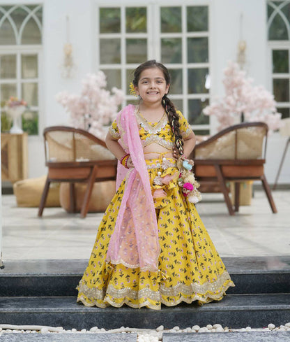 Girl's Yellow Printed Lehenga Choli And Organza Dupatta