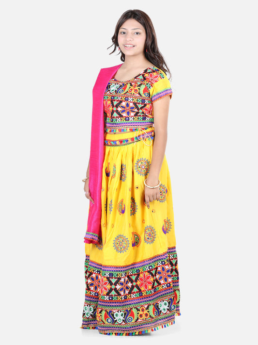 Girl's Silk Yellow Lehenga Sets