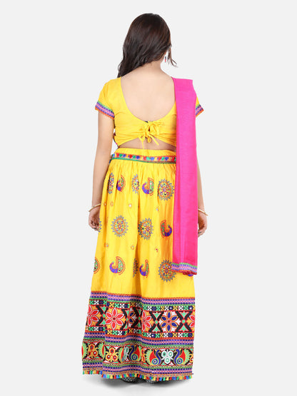 Girl's Silk Yellow Lehenga Sets