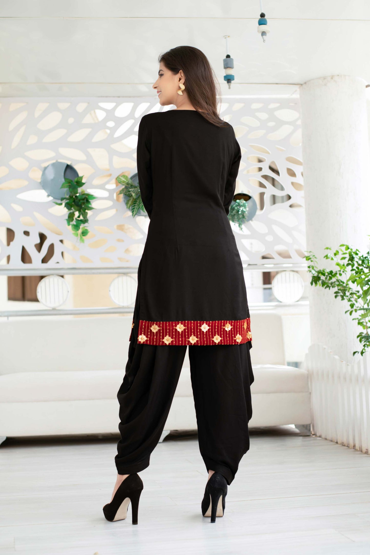 Women's Black Patiala Set With Red Neck Work (2pcs Set) - Label Shaurya Sanadhya