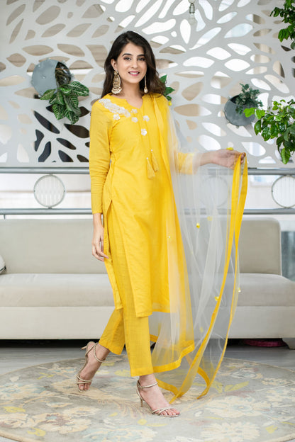 Women's Yellow Chanderi Hand Work Kurta Set (3pc Set) - Label Shaurya Sanadhya