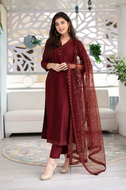 Women's Embellished Maroon Kurta Set (3 Pc Set) - Label Shaurya Sanadhya