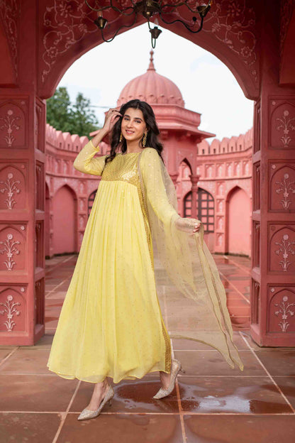 Women's Light Yellow Nayra Kurta Set - Label Shaurya Sanadhya