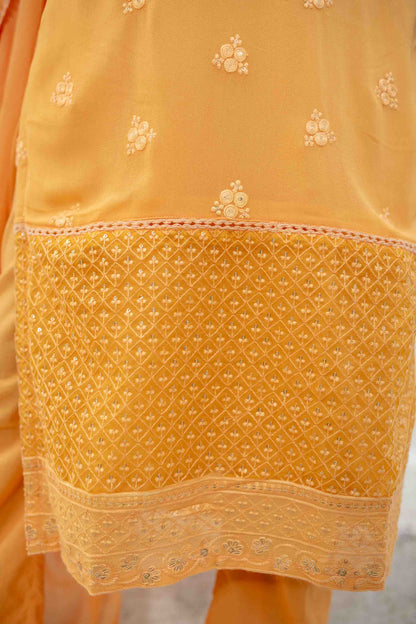 Women's Light Orange Thread Work Kurta Set - Label Shaurya Sanadhya