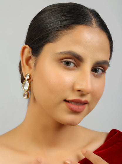 Women's Tear Drop Shaped Kundan Earrings