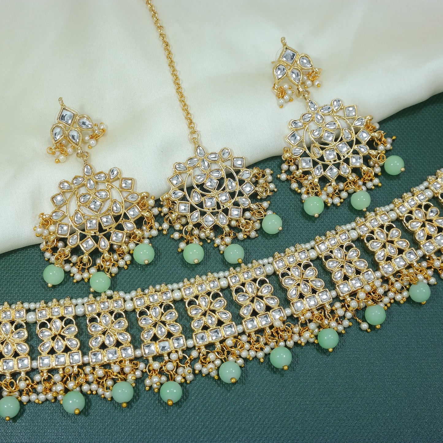 Women's Gold PlatedMint Kundan & Pearl Studded Choker Necklace Set with Earrings & Maang Tikka