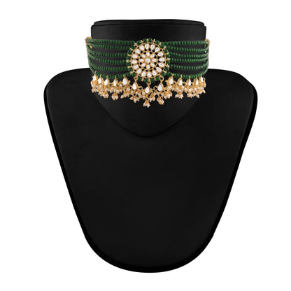 Women's Gold Plated Green Choker Set Glided With Kundan & Pearls