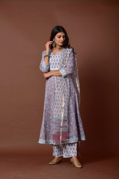 Women's Lilac & White Anarkali suit