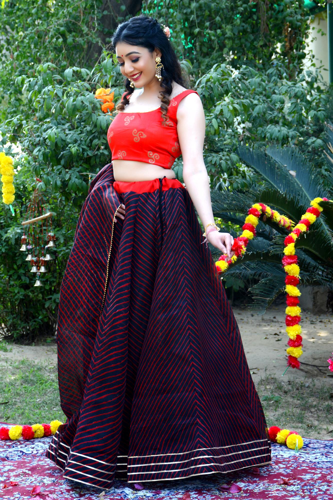 Women's Black Striped Lehenga & Dupatta with Unstitched Blouse