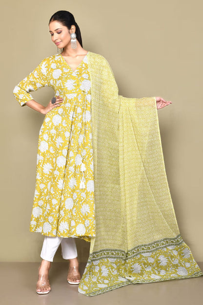 Women's Cotton Floral Print Anarkali Kurta With Dupatta