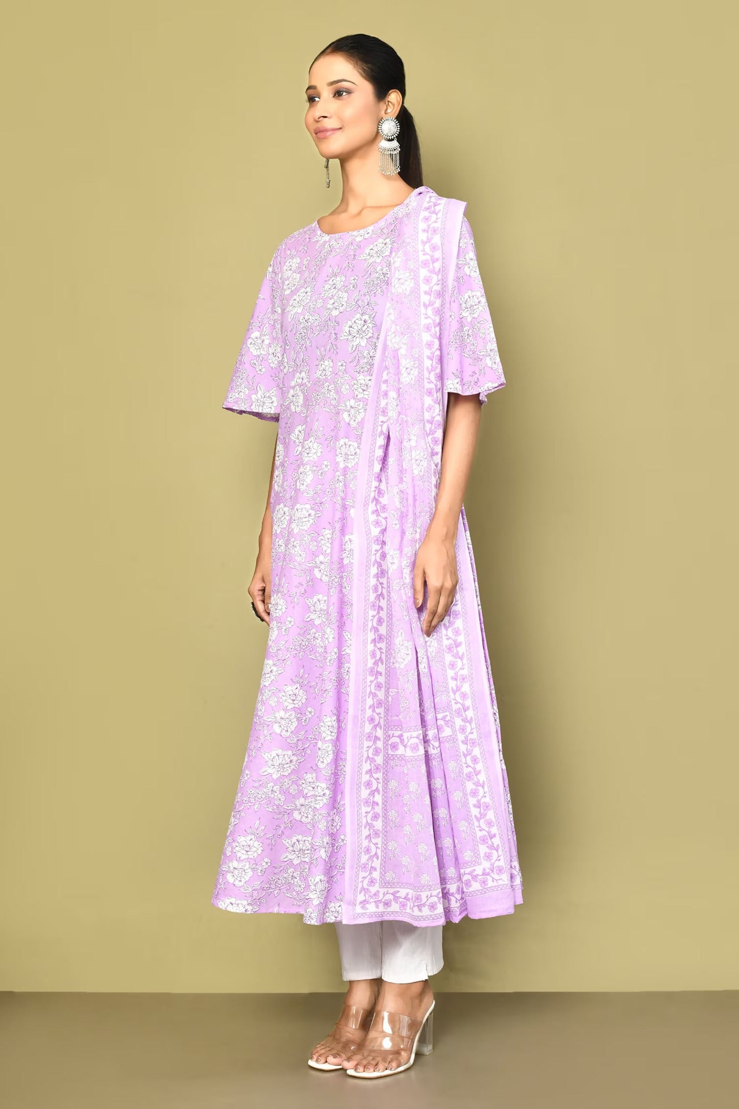 Women's Lavender Floral Flared Sleeves Anarkali Kurta With Dupatta