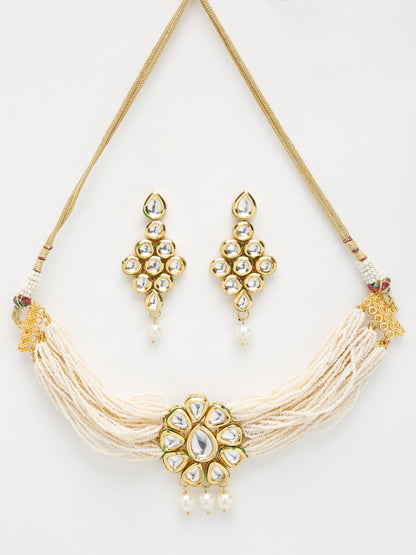 Women's Kundan Choker with Earrings