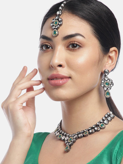 Women's  Black Kundan Emerald Stones Jewellery Set