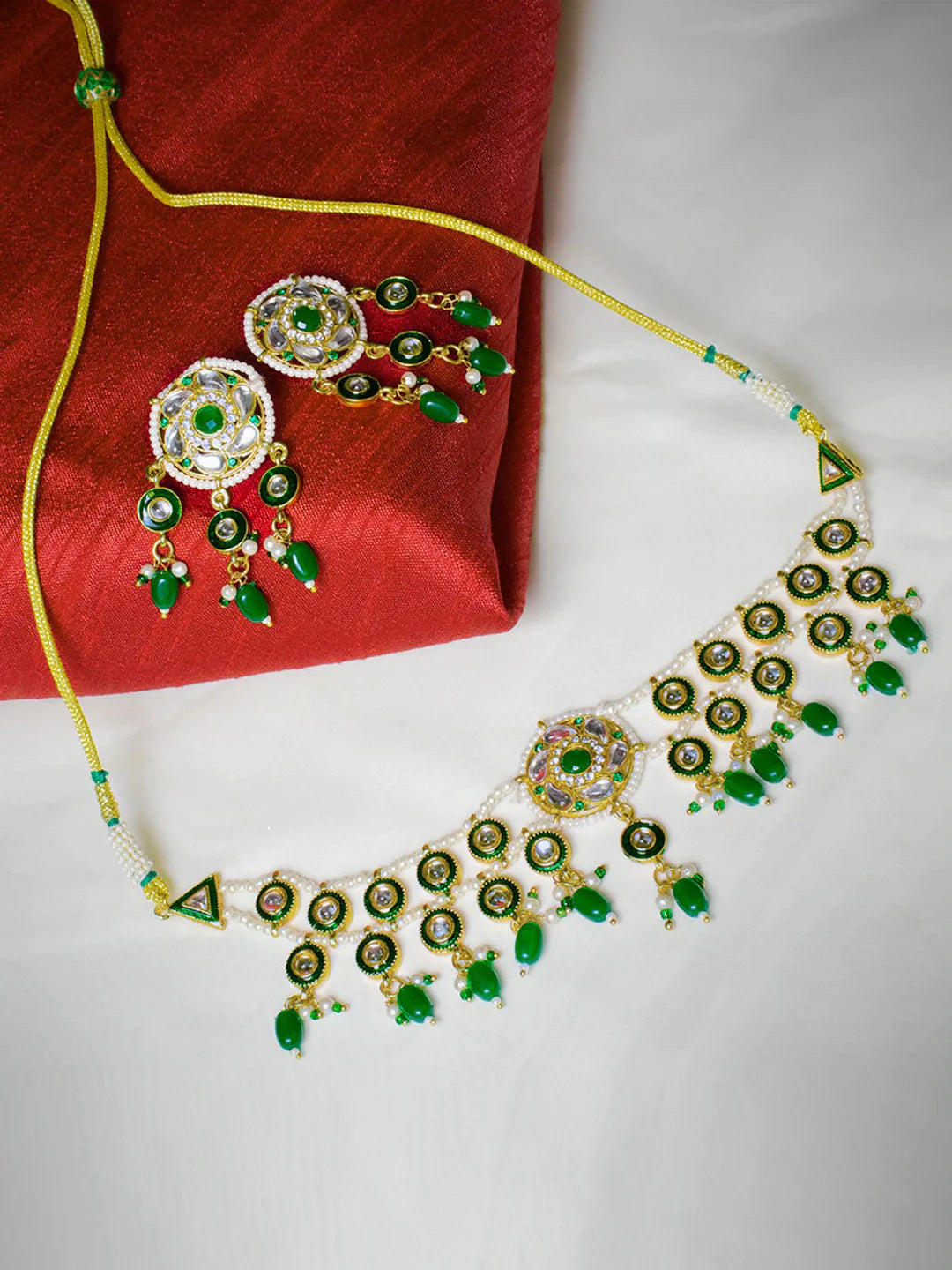 Women's Gold-Plated Green & White Kundan Stone-Studded Jewellery Set