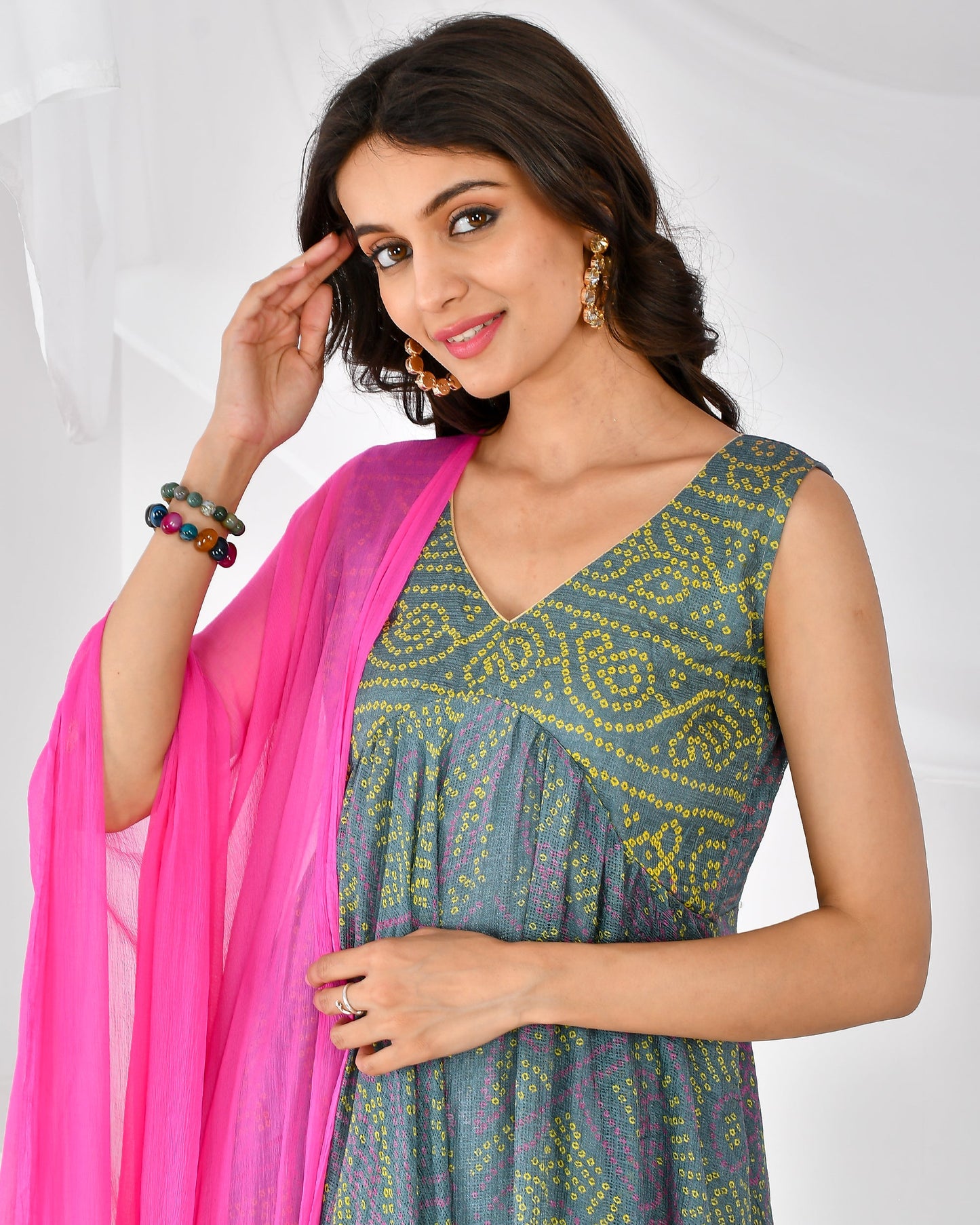 Women's GREY PINK BANDHANI SET