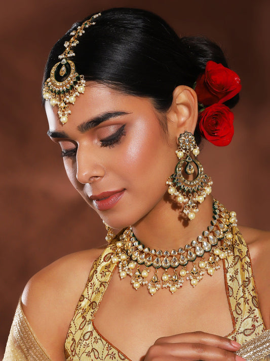 Women's Kundan Neckpiece With Earrings