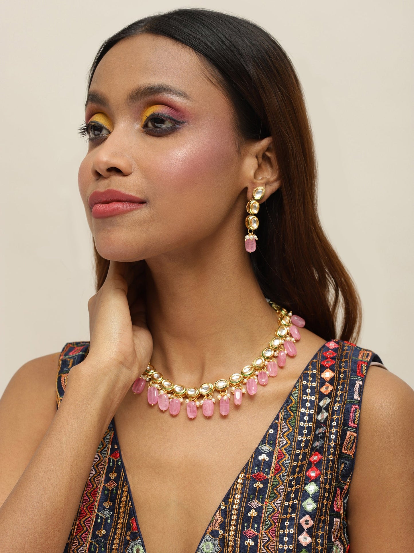 Women's Kundan Choker With Earrings