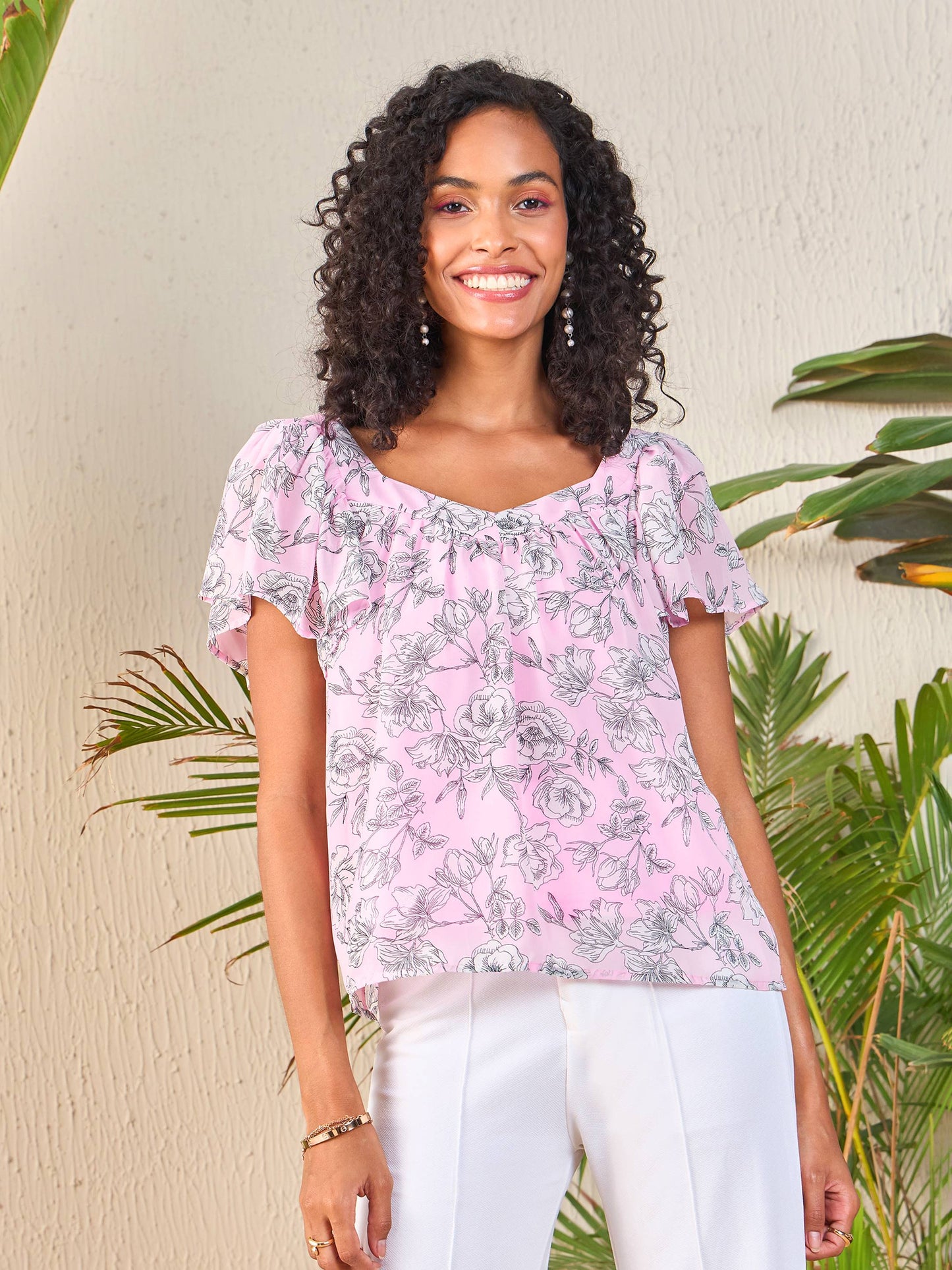 Women's Pink Floral Sweetheart Neck Flared Sleeve Top