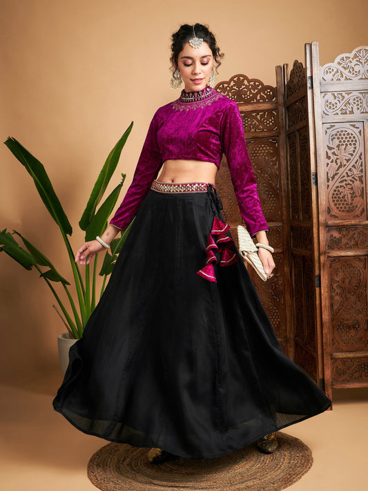 Women's Black Solid Skirt With Fuchsia Velvet Crop Top