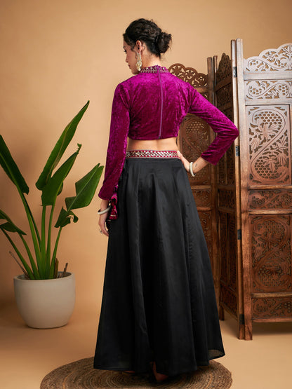 Women's Black Solid Skirt With Fuchsia Velvet Crop Top