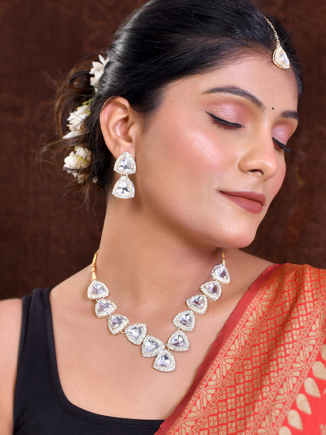 Women's Silver Plated White Polki Kundan Studded Handcrafted Choker Set With Manag Tikka