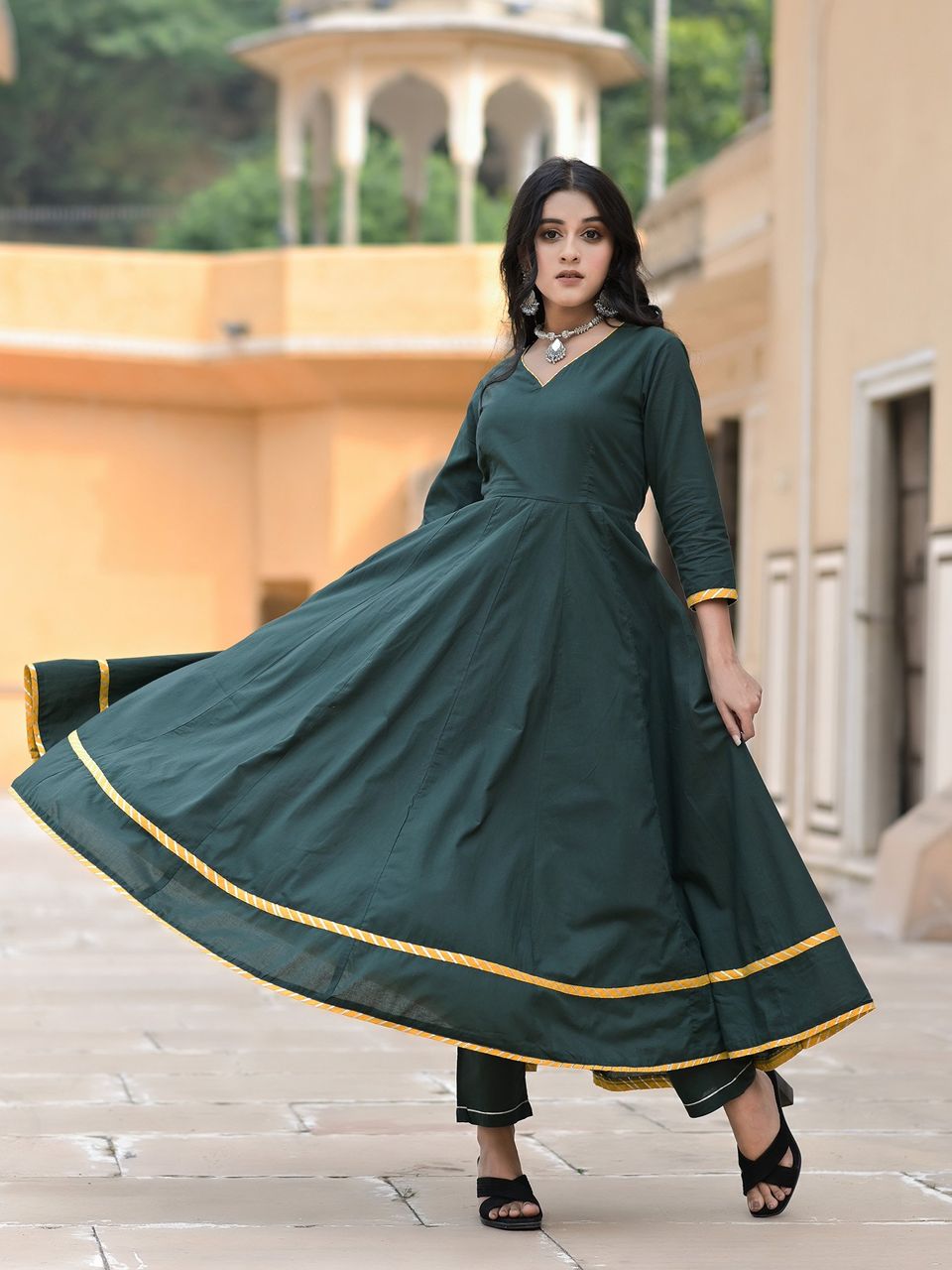 Women's Cadmium Green Anarkali With Handpainted Dupatta