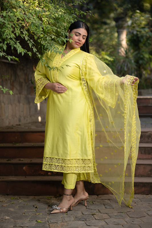 Women's Plus Size Lime Green Kurta With Lace Work - Label Shaurya Sanadhya