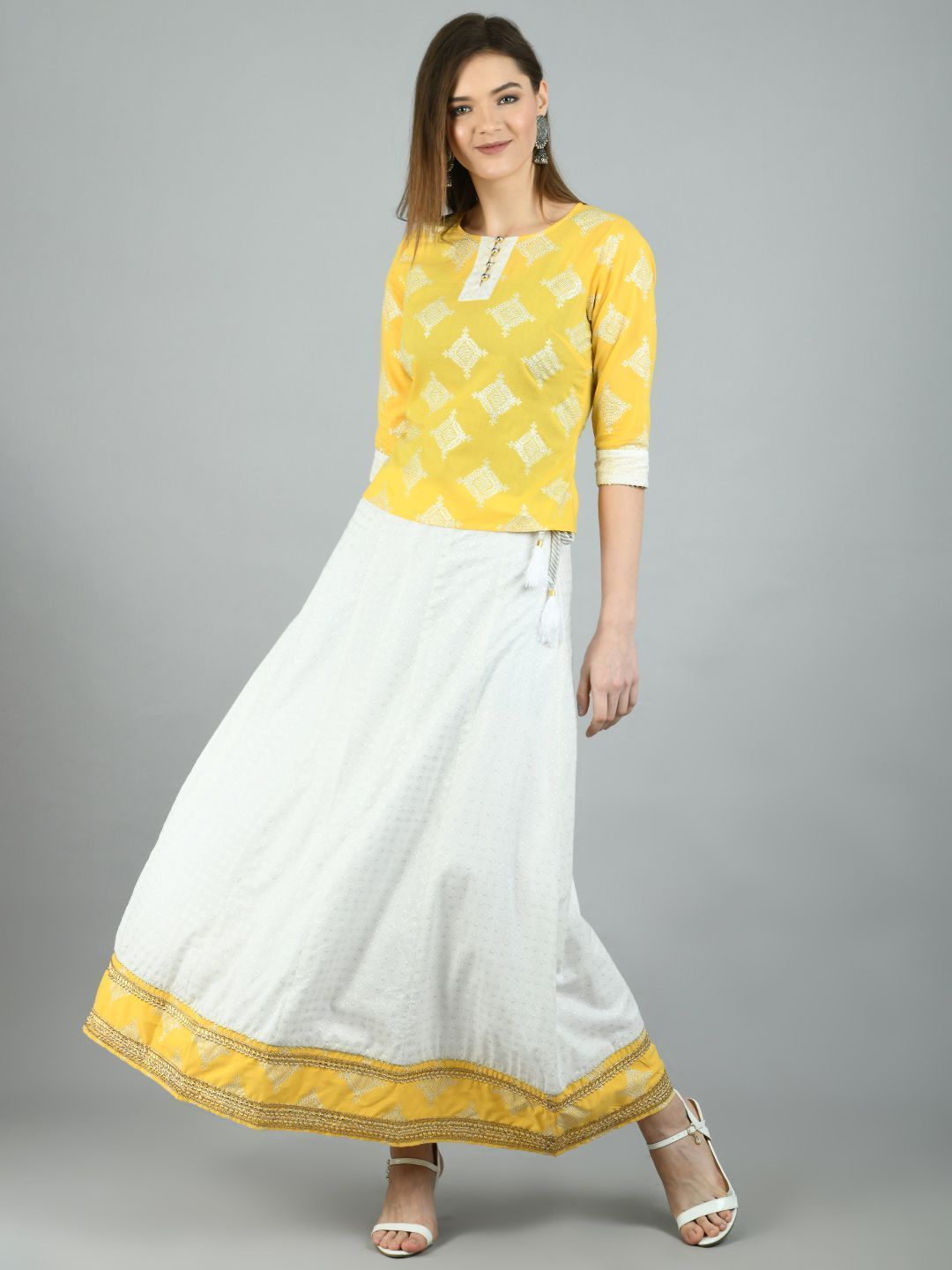 Women's Yellow Cotton Printed 3/4 Sleeve Round Neck Casual Lehenga Choli Set