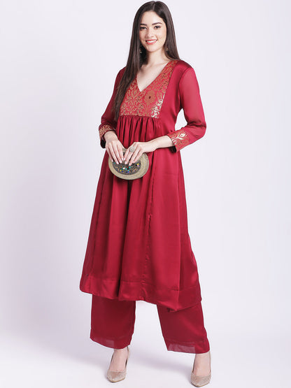 Women's Alluring Maroon Yoke Gathered Kurti With Palazzo