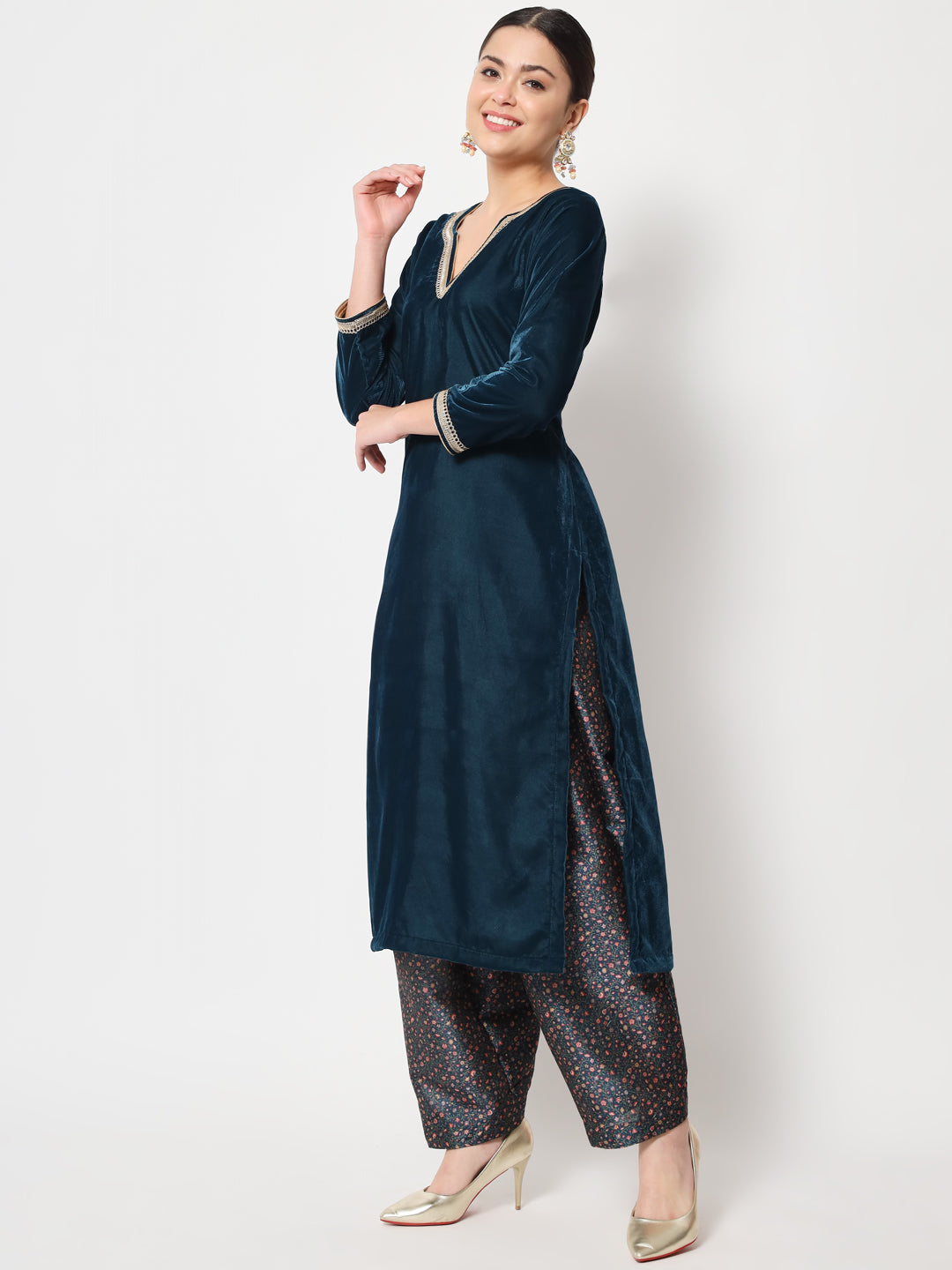 Women's Sweet Turquoise Velvet Straight Kurti With Printed Salwar