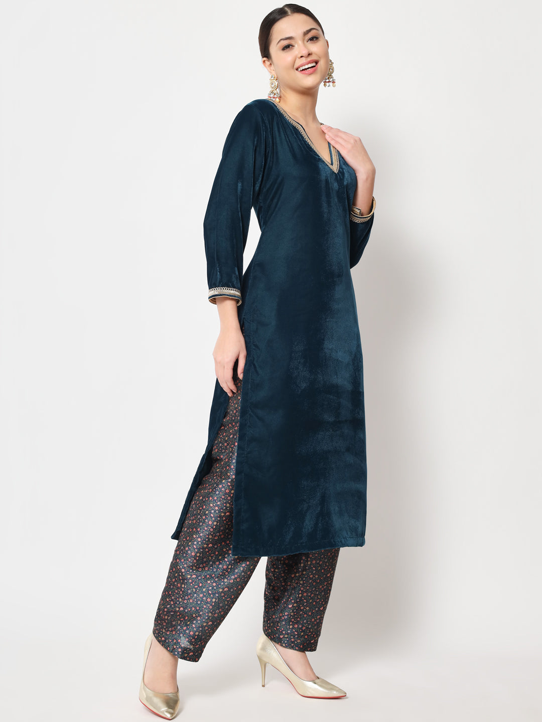 Women's Sweet Turquoise Velvet Straight Kurti With Printed Salwar