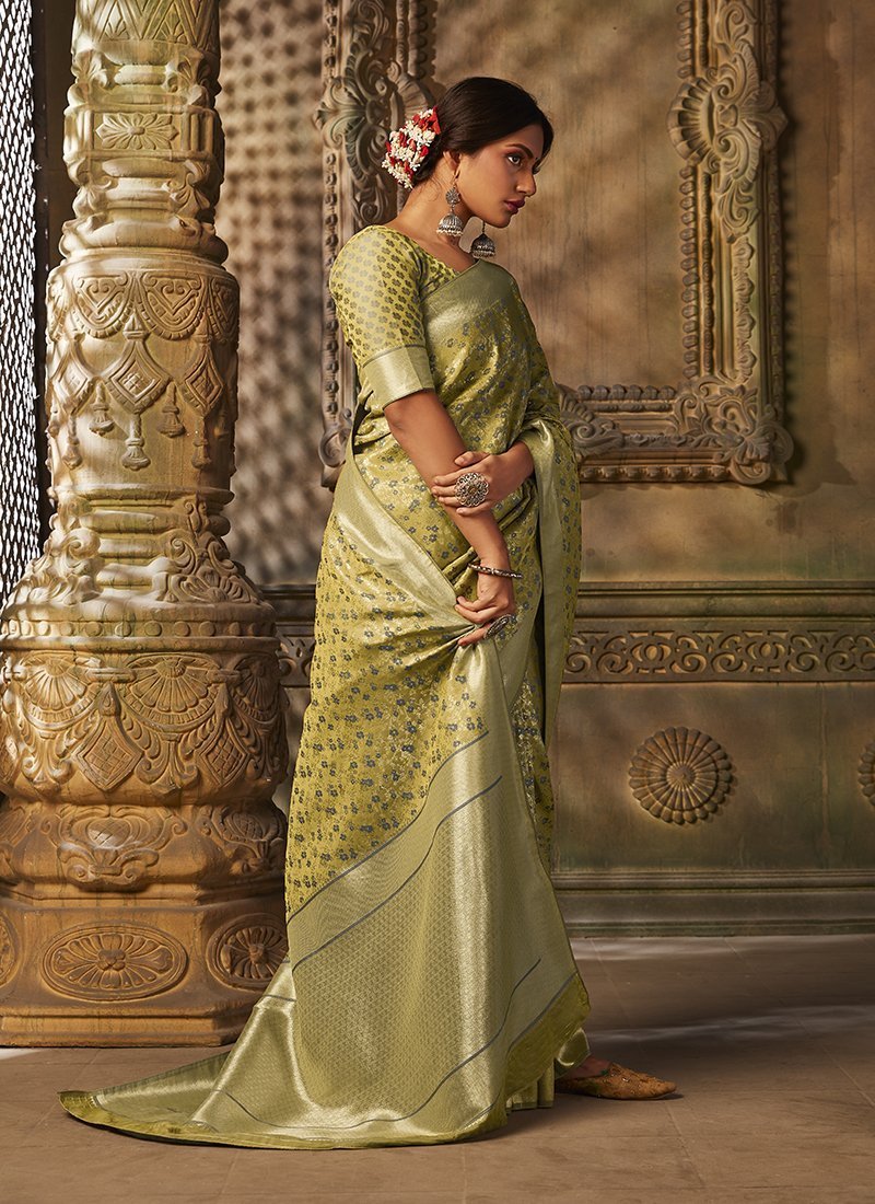 Women's Banarasi Silk Woven saree