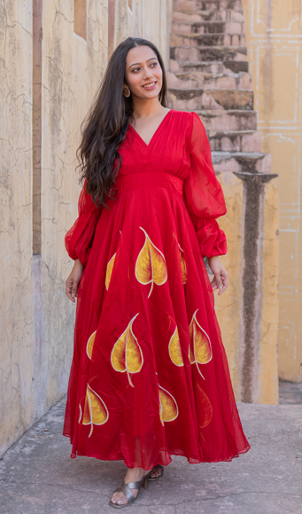 Women's Banno Hand Painted Bell Sleeves Red Gown