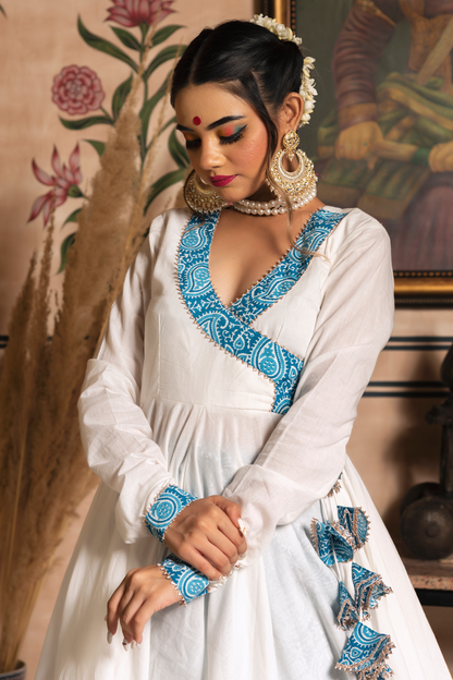 Women's White Mogra Pure Cotton Angrakha Set - Pomcha Jaipur