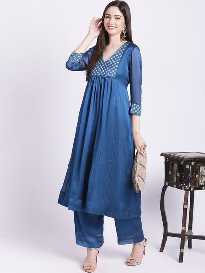 Women's Alluring Blue Yoke Gathered Kurti With Palazzo