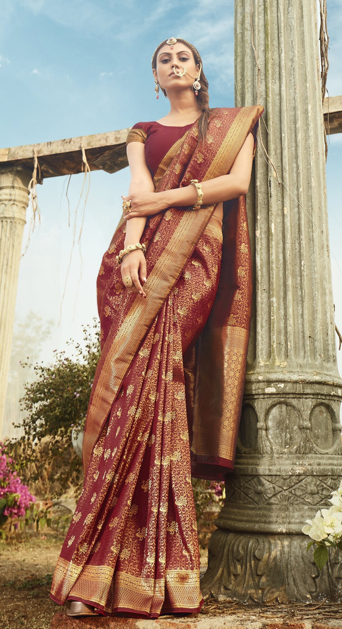 Women's Maroon color Banarasi Silk Woven saree