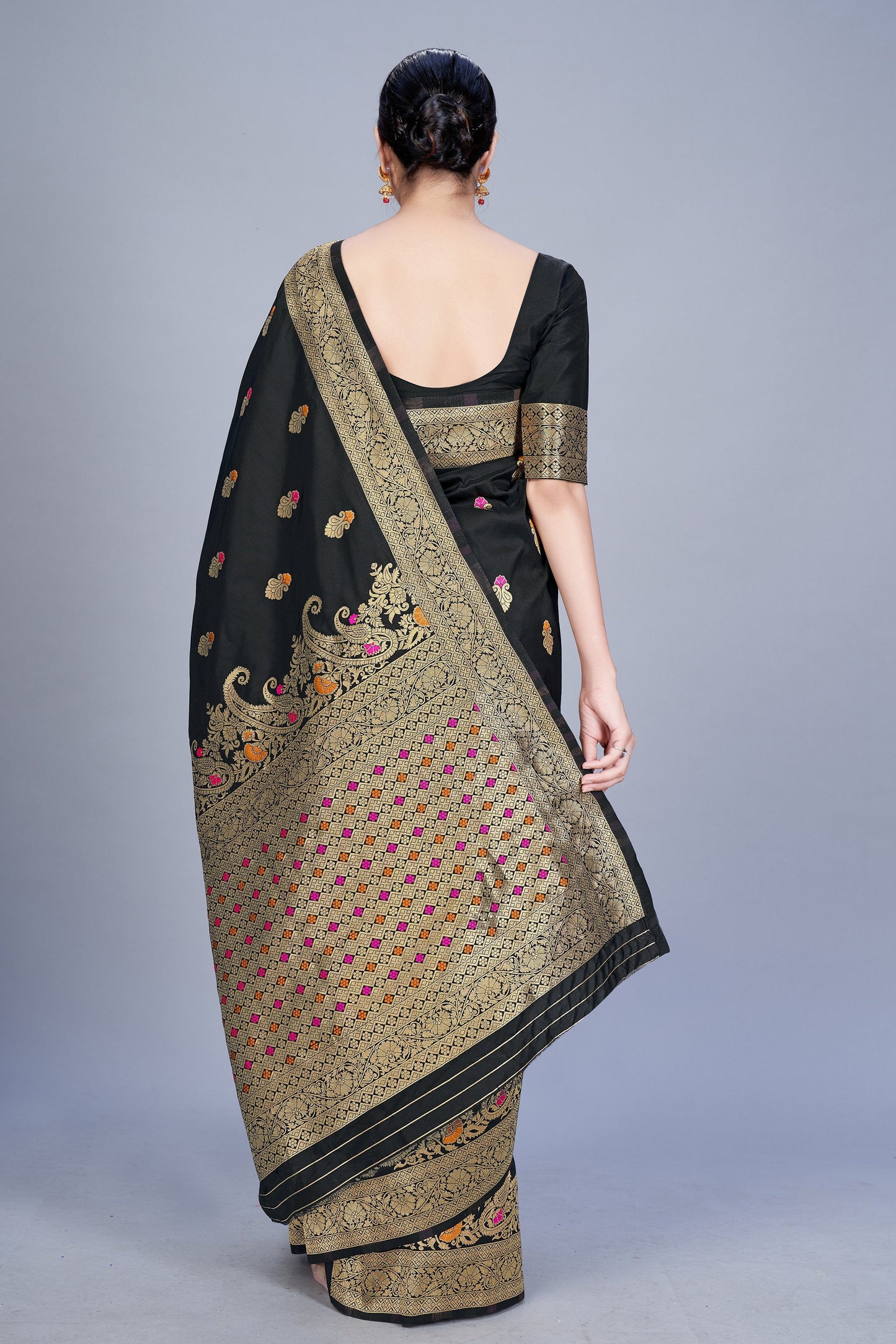 Women's Banarasi silk Woven Saree