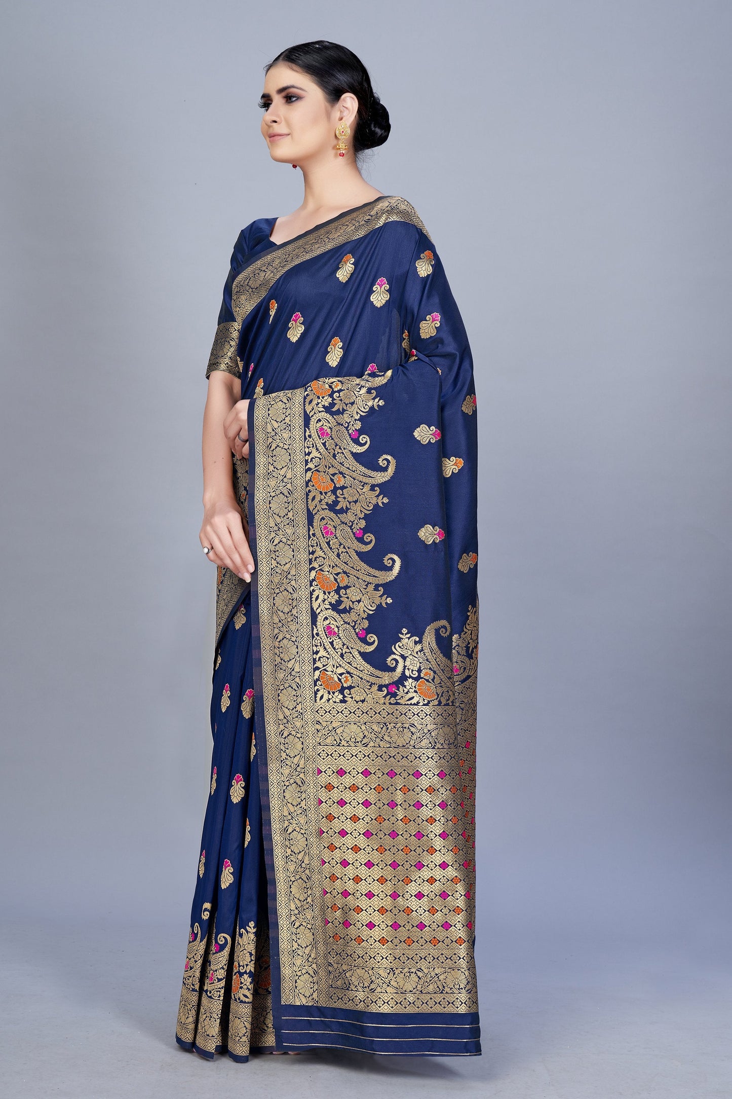 Women's Banarasi silk Woven Saree