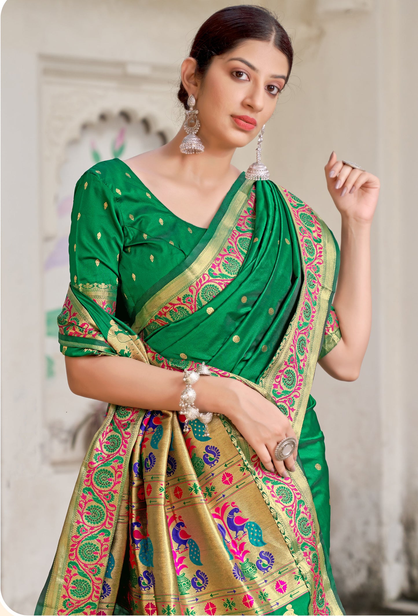 Women's Green Weaving Traditional Banarasi Saree  Fashion