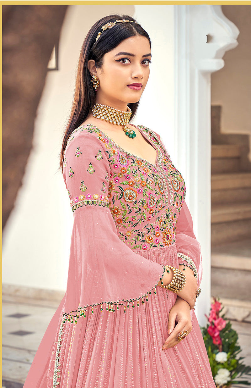 Women's Light pink Embroidered Mehndi Trendy Salwar Kameez