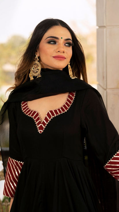 Women's Hina Black And Maroon  Anrkali Set - Pomcha Jaipur