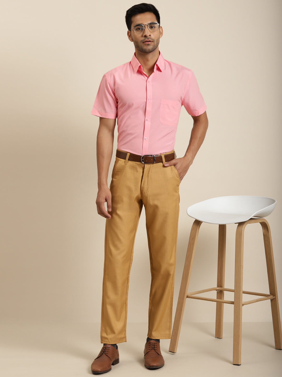 Men's Cotton Pink Half sleeves Formal Shirt