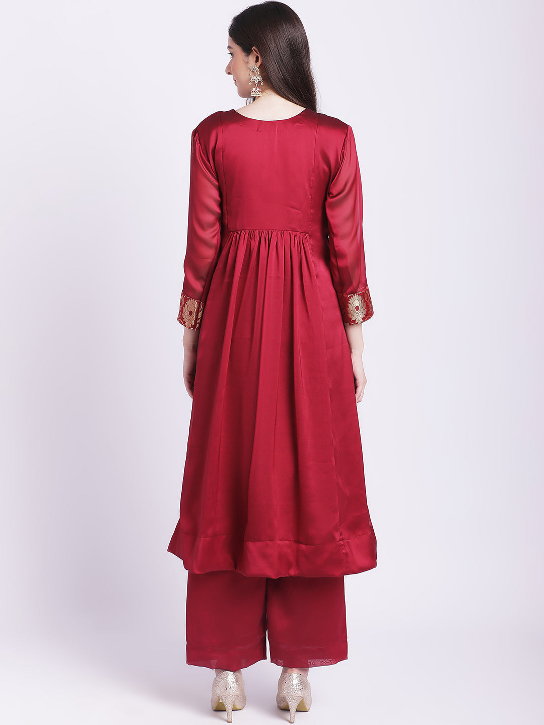 Women's Alluring Maroon Yoke Gathered Kurti With Palazzo